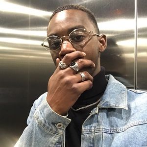 Meet your Posher, Justin